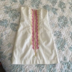 Lily Pulitzer Wesley white strapless zip front dress. Size 6